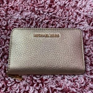 Michael Kors Small Pebbled Wallet